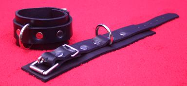 Narrow wrist restraints